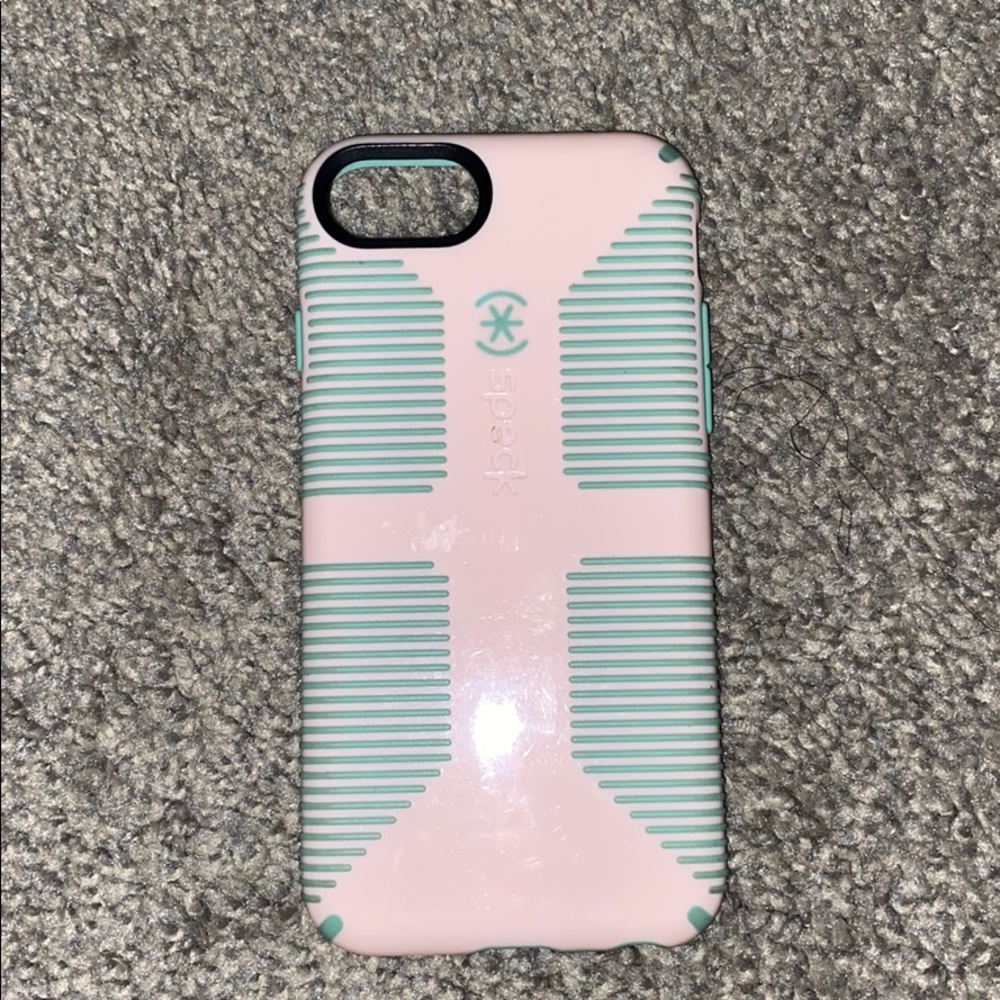 SPECK IPHONE 6 CASE.